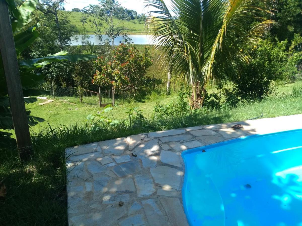 Casa Com Piscina Fundo Pra Represa E Ar Condicionado Casinhabrancadevaranda Ijaci Exterior photo
